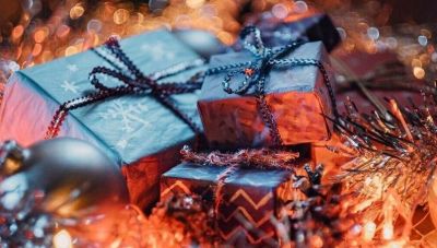 Δώρο Χριστουγέννων: Γιατί αλλάζει η ημερομηνία πληρωμής – Πώς υπολογίζεται