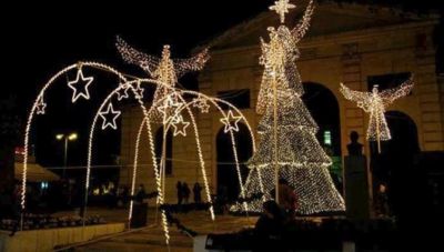 “Χριστούγεννα στα Χανιά” – Με τη φωτοδότηση του χριστουγεννιάτικου δέντρου στο ενετικό λιμάνι ξεκινούν οι εορταστικές εκδηλώσεις
