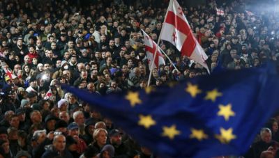 Γεωργία: Αναστέλλονται οι διαπραγματεύσεις για την ένταξη της χώρας στην ΕΕ, τουλάχιστον μέχρι το 2028