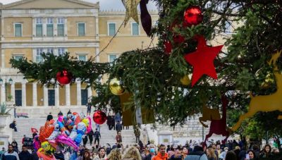 Δώρο Χριστουγέννων: Ποια είναι η τελευταία διορία για την καταβολή του – Πώς να το υπολογίσετε