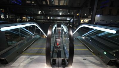 Μετρό Θεσσαλονίκης: Σακελλαροπούλου και Μητσοτάκης ξεναγήθηκαν στο σταθμό Βενιζέλου (Βίντεο)