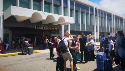 ΙΝΣΕΤΕ: Άλμα τουριστικών αφίξεων το δεκάμηνο-5,3 εκ. τουρίστες στην Κρήτη, αύξηση 7,1%