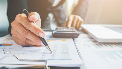 Φορολογικό νομοσχέδιο: 12 μειώσεις φόρων το 2025 - Ποιοι είναι οι ωφελημένοι