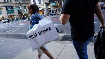 Κίνα: Ξεκίνησαν ήδη να φεύγουν εταιρείες ως αντίδραση στα σχέδια Τραμπ για αύξηση των δασμών