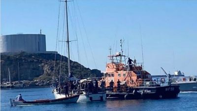 Ηράκλειο: Ένας 20χρονος διακινητής πίσω από τη νέα καραβιά με 53 μετανάστες