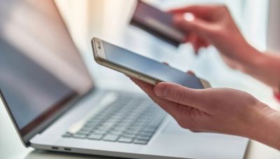 Μεγάλα περιθώρια ανάπτυξης του ηλεκτρονικού εμπορίου: 6 στους 10 Ελληνες αγοράζουν online