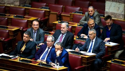 Αναστολή της κρατικής χρηματοδότησης στους «Σπαρτιάτες» ζητά το ΠΑΣΟΚ