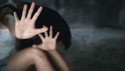 Θεσσαλονίκη: Καταγγελία βιασμού 13χρονης από 16χρονο - Χειροπέδες στον ανήλικο