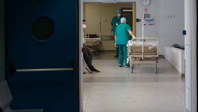 Συγχωνεύονται οι κλινικές στα νοσοκομεία από το νέο έτος - Τα σχέδια του Άδωνι Γεωργιάδη