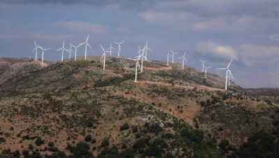 ΚΕΠΕ: Η κυβέρνηση να «εκμεταλλευτεί» τη συγκυρία για να εξασφαλίσει μακροπρόθεσμη βιώσιμη ανάπτυξη