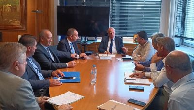 Συνάντηση μελών του Ενιαίου Αγροτικού Συλλόγου Ιεράπετρας με τον Κ. Τσιάρα