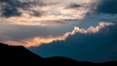 Καιρός: Θερμότερος του κανονικού αναμένεται ο Νοέμβριος - Αναλυτικά πώς θα τον «υποδεχθούμε» αύριο