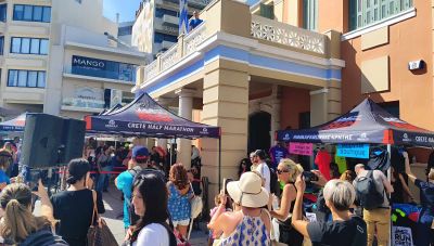 Ο 8ος ημιμαραθώνιος Κρήτης στην αφετηρία - Χιλιάδες συμμετοχές από Ελλάδα και εξωτερικό! (Φωτο)