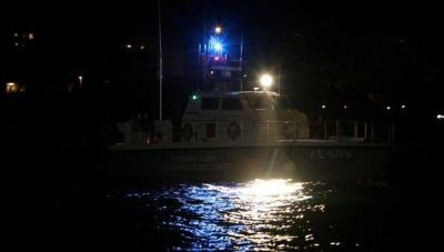 Νέα καραβιά μεταναστών στα νότια του Ηρακλείου-Εκλωβίστηκαν σε βραχώδη ακτή κοντά στο Αγιοφάραγγο