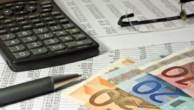Αυτό είναι το σχέδιο των αλλαγών στον κατώτατο μισθό και τις συλλογικές συμβάσεις