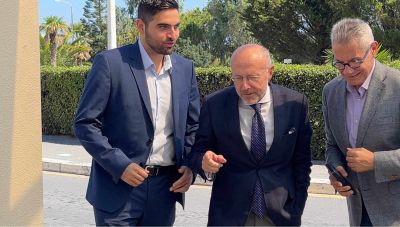 Στο ΠΑΓΝΗ ο Υφυπουργός Υγείας-Δέχτηκε τις διαμαρτυρίες από τους εργαζόμενους για την κατάντια της Υγείας