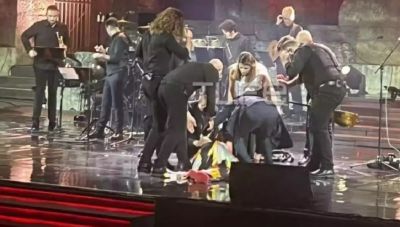 Κρίσιμες ώρες για τη Μαρινέλλα – Νοσηλεύεται με βαρύ εγκεφαλικό στο Υγεία