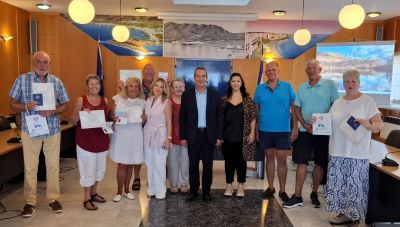 Τους επαναλαμβανόμενους επισκέπτες του τίμησε ο Δήμος Χερσονήσου