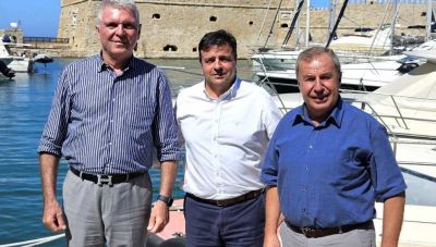 Εθιμοτυπική συνάντηση του Αντιπεριφερειάρχη Ηρακλείου με την διοίκηση του Πολεμικού Μουσείου Αθηνών