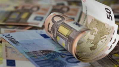 Επιτόκια: Η ΕΚΤ δεν θα αλλάξει ρυθμό στη μείωση παρά την υποτονική ανάπτυξη