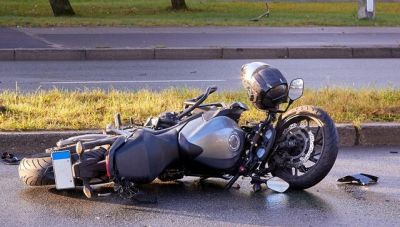 Ρέθυμνο: Σοβαρό τροχαίο για οδηγό δικύκλου λίγο πριν χαράξει η μέρα