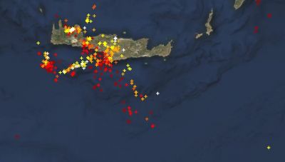 Έντονη η πρωινή κεραυνική δραστηριότητα στην Κρήτη-Δείτε live