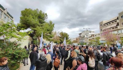 Ηράκλειο: Δυναμικό “παρών” στην απεργιακή κινητοποίηση - Δυο οι συγκεντρώσεις στο κέντρο (Βιντεο)