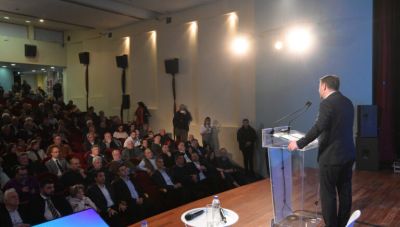 Ν. Ανδρουλάκης από Νάξο: Δέσμευσή μας η επαναφορά των μειωμένων συντελεστών ΦΠΑ στα νησιά