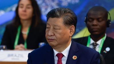 Bloomberg: Η προκλητικότητα του Σι Τζινπίνγκ αποδίδει καθώς ο Τραμπ υποχωρεί