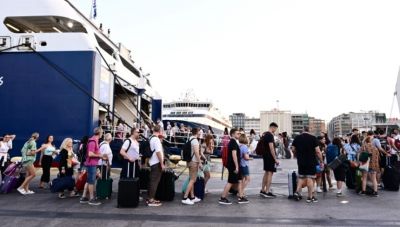 Σε εξέλιξη η έξοδος των εκδρομέων για το Πάσχα: Τα δρομολόγια για Κρήτη αγγίζουν πληρότητες 100%