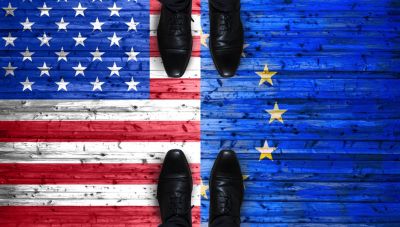 Bloomberg: Ελάχιστη η πρόοδος στις εμπορικές διαπραγματεύσεις Ε.Ε-ΗΠΑ