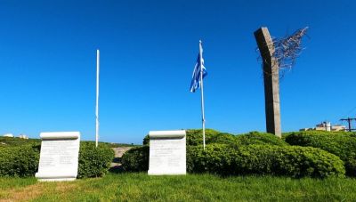 Πατσίδες: Τρισάγιο στο μνημείο της απαγωγής του στρατηγού Κράιπε