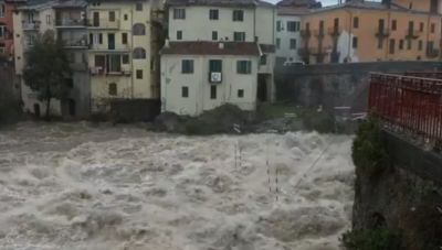 Κακοκαιρία στην Ιταλία: Κλειστά πάρκα στο Μιλάνο – Πάνω από 500 κλήσεις στην πυροσβεστική