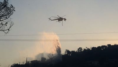 Φωτιά στα Βελανίδια Λακωνίας - Επιχειρούν εναέρια μέσα
