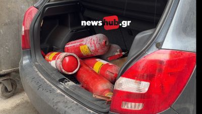 Ισχυρή δύναμη της ΕΛΑΣ παραμένει πέριξ του κτιρίου του Ευαγγελισμού που εκκενώθηκε-Κατασχέθηκαν 