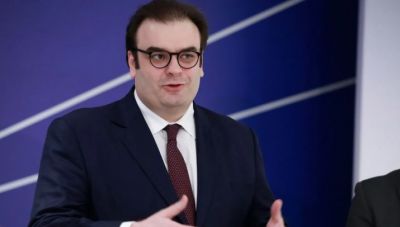 Στη Σύνοδο του ΔΝΤ στην Ουάσινγκτον ο Πιερρακάκης: Τετ α τετ με τραπεζίτες και επενδυτές