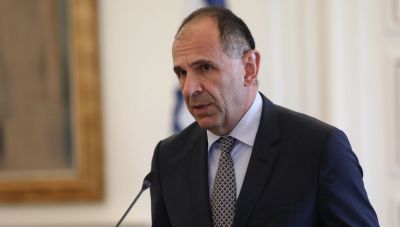 Τηλεφωνική επικοινωνία με τον ινδό ομόλογό του είχε ο Γιώργος Γεραπετρίτης