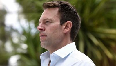 Στα Χανιά ο Στέφανος Κασσελάκης – Παρουσιάζει το βιβλίο με την αυτοβιογραφία του