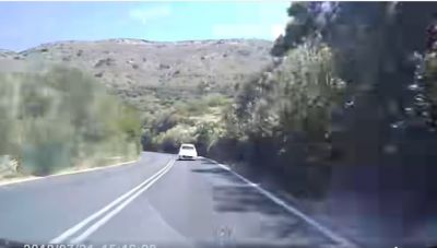 Τρόμος για οδηγό στο ΒΟΑΚ: Είδε το αυτοκίνητο να έρχεται κατά πάνω του - Ένα βίντεο από το παρελθόν, αλλά πάντα επίκαιρο