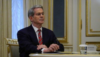 Bessent: Εχουμε τα θεμέλια για εμπορική συμφωνία ΗΠΑ – Κίνας