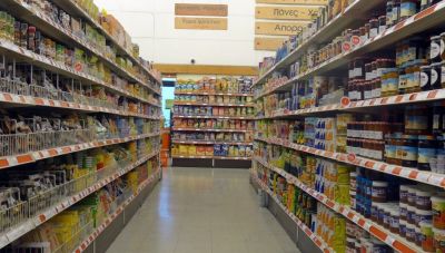 Στα ύψη οι τιμές: Μεγάλες αυξήσεις σε φρούτα, ελαιόλαδο, ενοίκια και ρεύμα – Ακριβοπληρωμένος και ο καφές