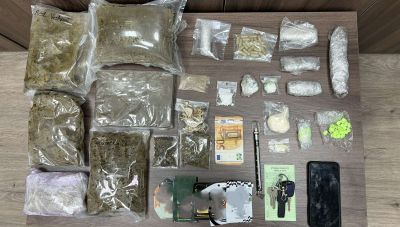 Σύλληψη 45χρονου στο Ρέθυμνο – Κατασχέθηκαν κάνναβη, κοκαΐνη, MDMA και πλήρης εξοπλισμός καλλιέργειας (φωτο)