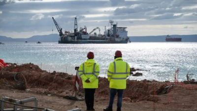 Σύννεφα πάνω από τη νέα ηλεκτρική διασύνδεση Ελλάδας-Ιταλίας