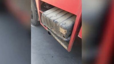 Θεσσαλονίκη: Μήνυση κατά αγνώστων για την κλοπή μπαταριών και καλωδίων από πυροσβεστικό όχημα