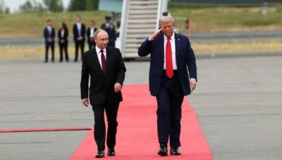 Σε εξέλιξη η συνάντηση του Τραμπ με τον Πούτιν στην Αλάσκα (live)