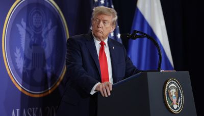 Sky News: Η γλώσσα του σώματος πρόδωσε τον Τραμπ -Έδειχνε «απογοητευμένος» μετά τις συνομιλίες με τον Πούτιν