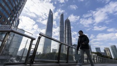 Κίνα: Ραγδαία επιβράδυνση της οικονομίας με φόντο τον εμπορικό πόλεμο