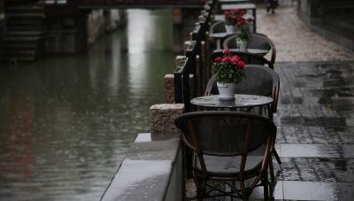 Από τα μαγιό... στα αδιάβροχα: Βροχές και καταιγίδες στη χώρα - Η εικόνα του καιρού στην Κρήτη