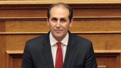 Ο Απόστολος Βεσυρόπουλος υπέστη ανακοπή καρδιάς