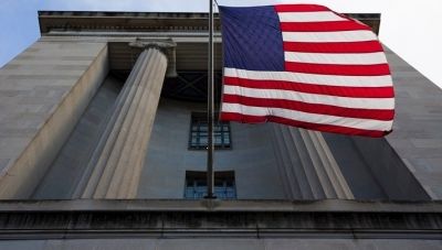 Οι ΗΠΑ αναστέλλουν τη χορήγηση θεωρήσεων διαβατηρίου σε αλλοδαπούς επαγγελματίες οδηγούς φορτηγών